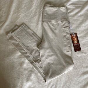 Kyodan Neutral Cream Leggings | M